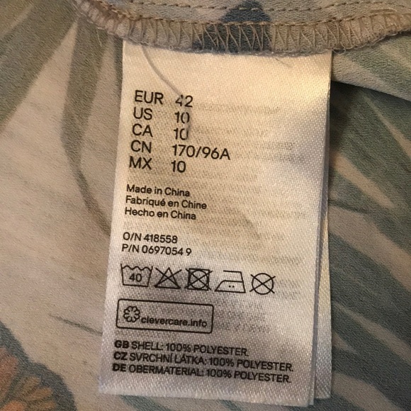 H&M Butterflies & Birds Printed Long sleeve Blouse - Picture 7 of 7